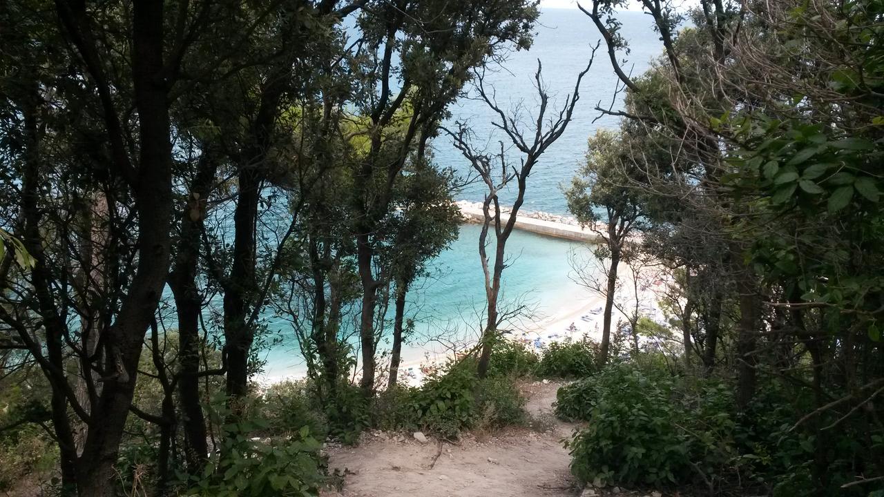 Akwaba Guesthouse Molino Ciccolini Buitenkant foto